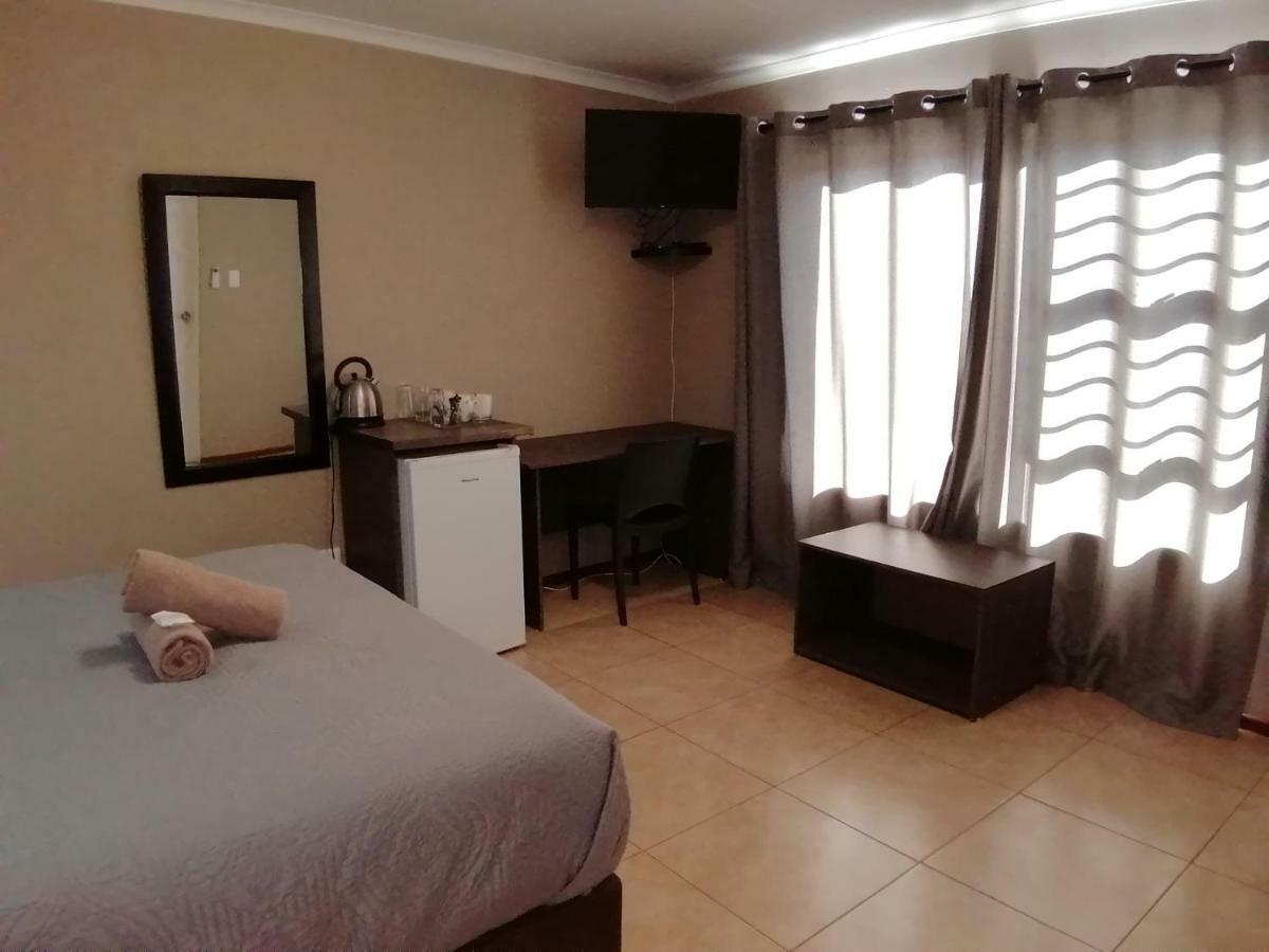 Goedehoop Guesthouse Zeerust Екстер'єр фото