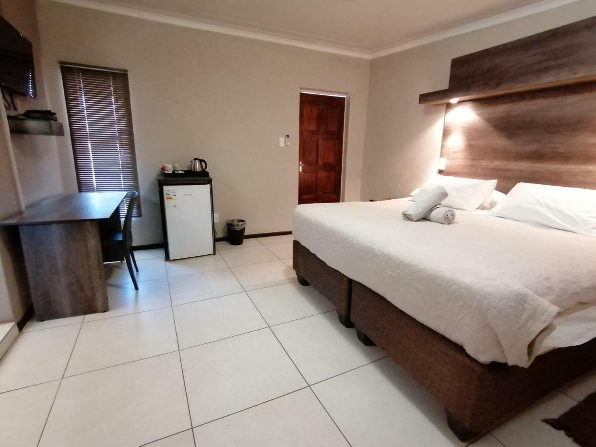 Goedehoop Guesthouse Zeerust Екстер'єр фото