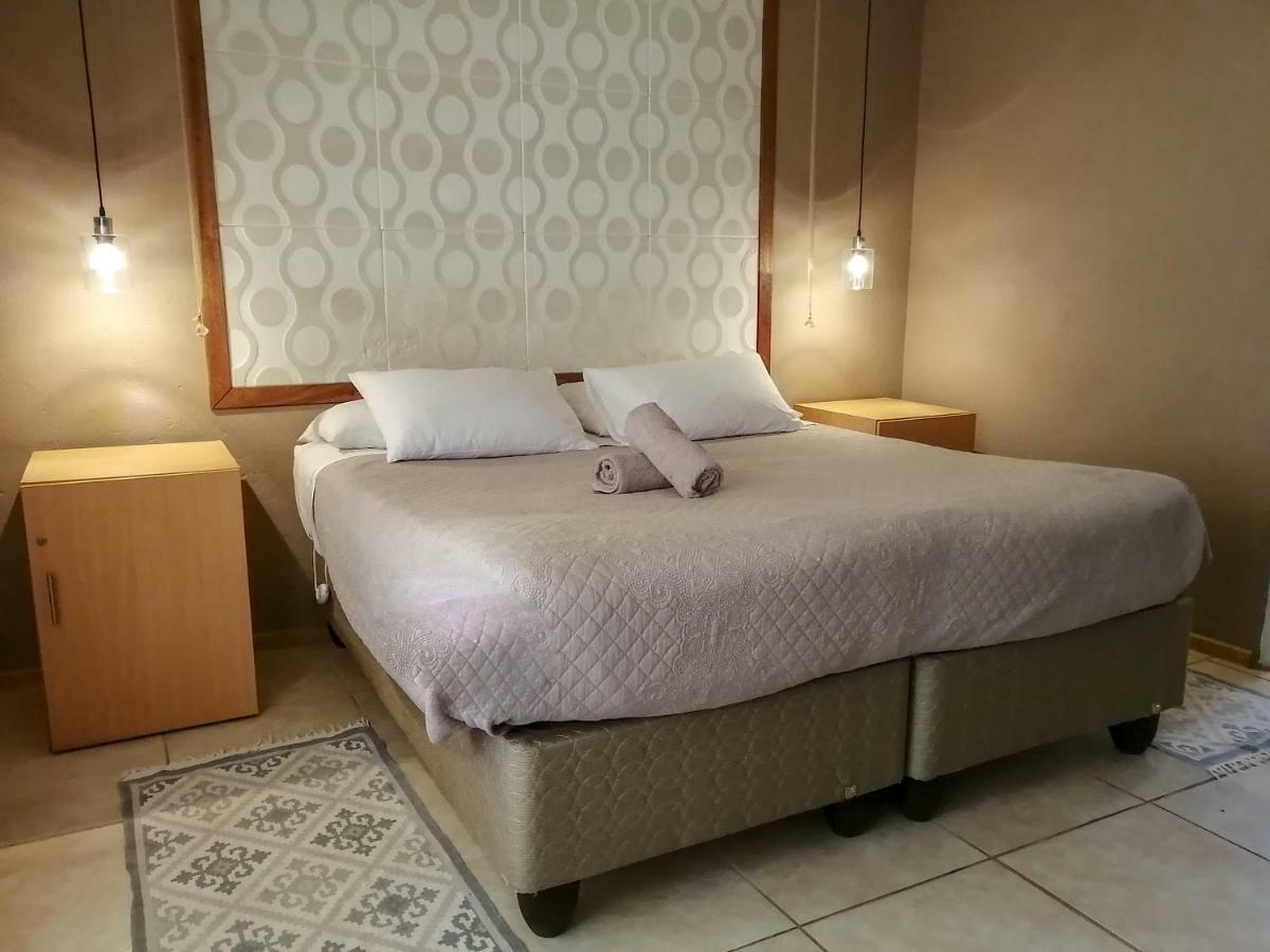 Goedehoop Guesthouse Zeerust Екстер'єр фото